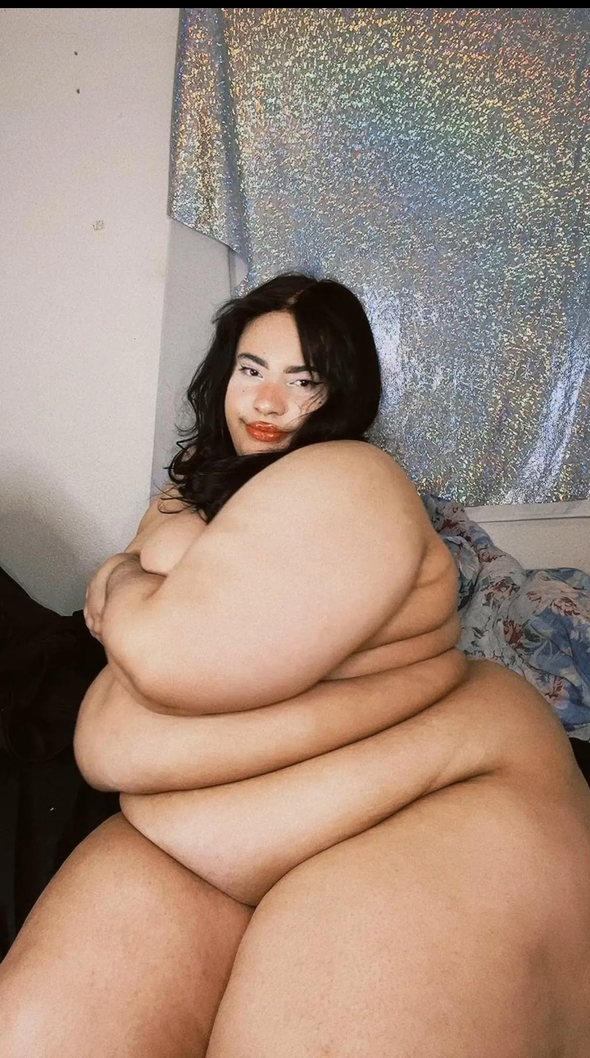 When one belly gets bigger than the other 🤭 posted by Planet_Jupiter94