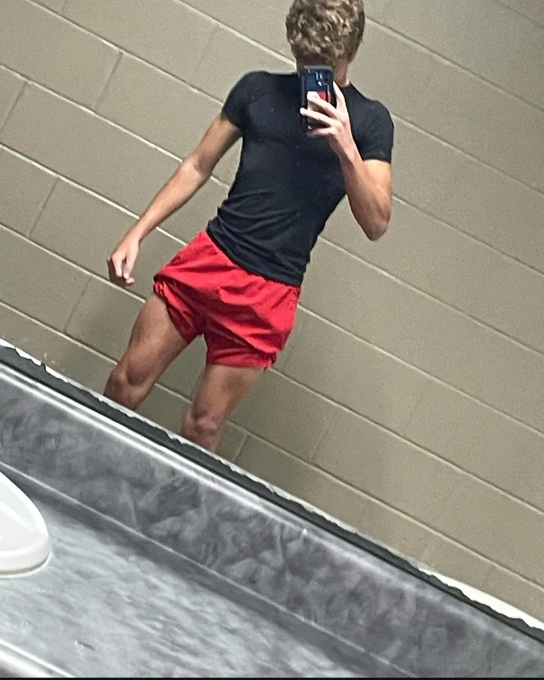 [18] Like my body? posted by VegetableInfinite392