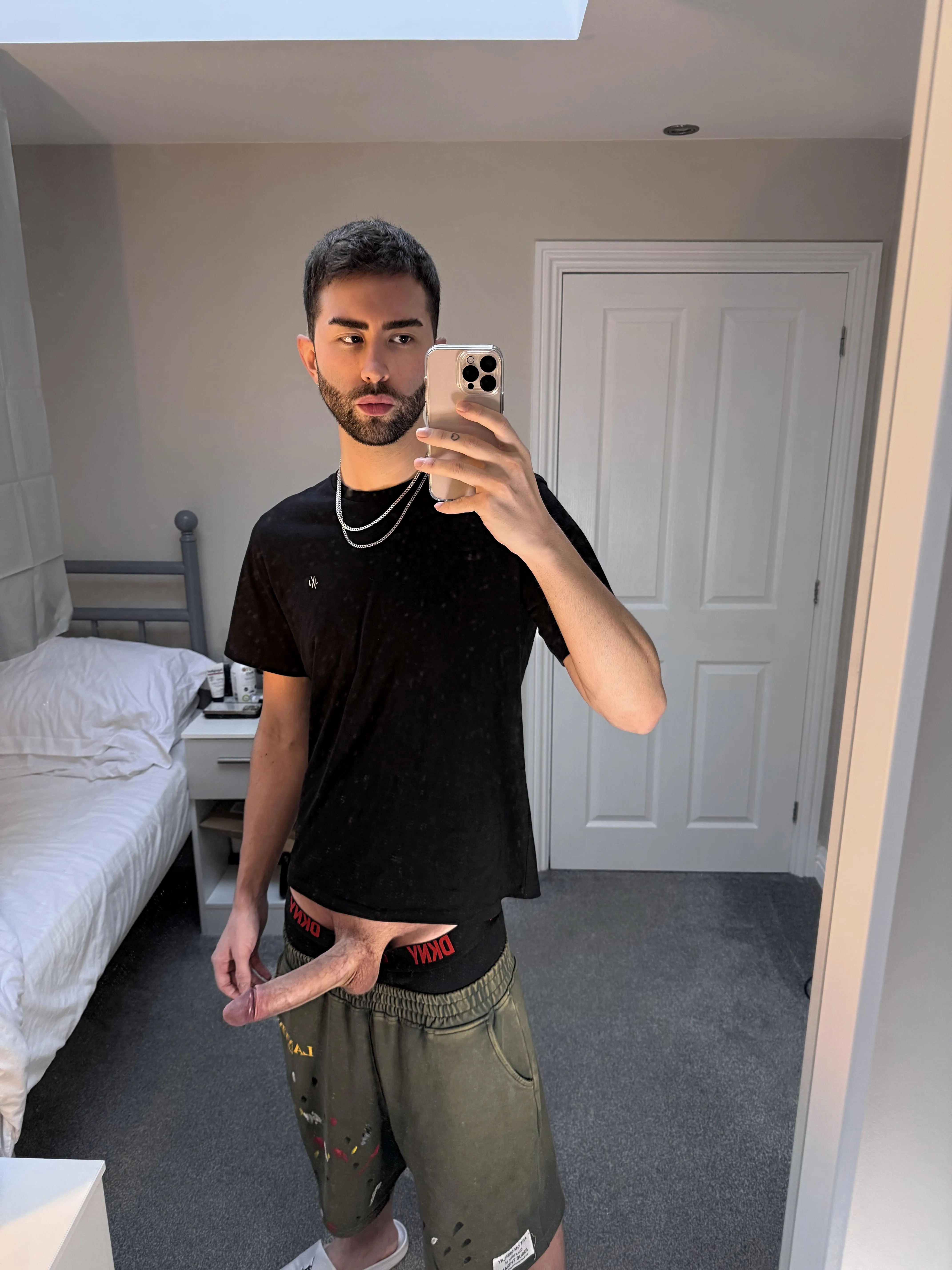 (25) Wanna give me a bro job? 😏 posted by JamesAston777