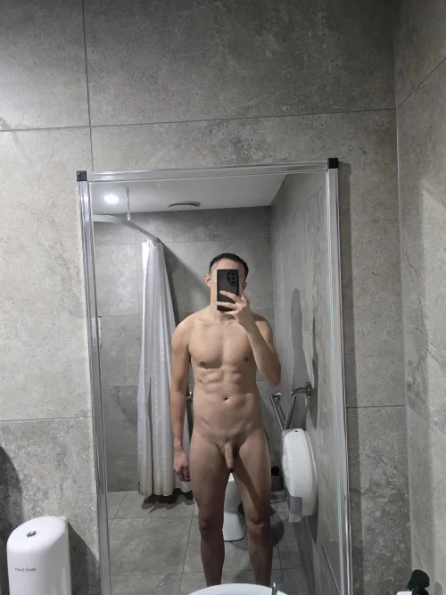 [31] Are asian bros welcome too? by hardtodecide3