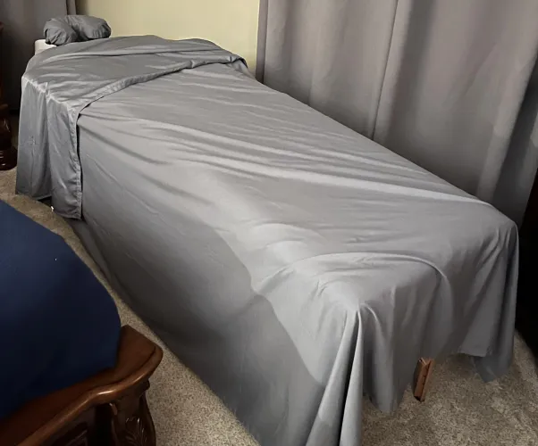 49 [M4MF] Delaware - relaxing massage turned erotic for her as you sit restrained to watch by Rod4fun21