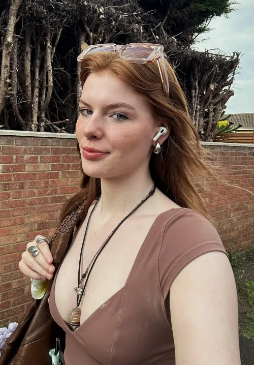 I feel so absolutely stunning here by HostFinal1183