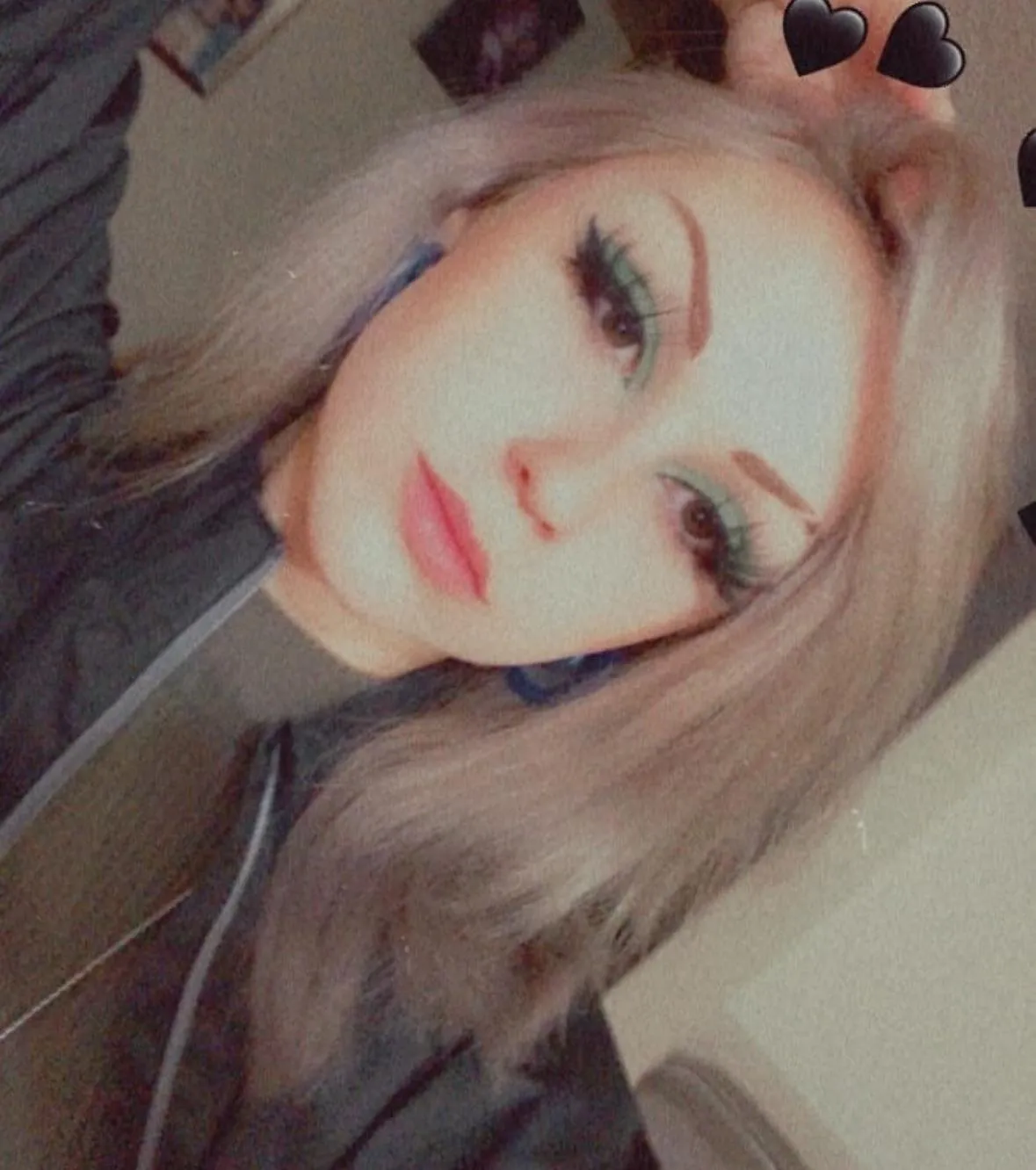 Just a cute SFW selfie for Throwback Thursday 💕 posted by xxxkitty26