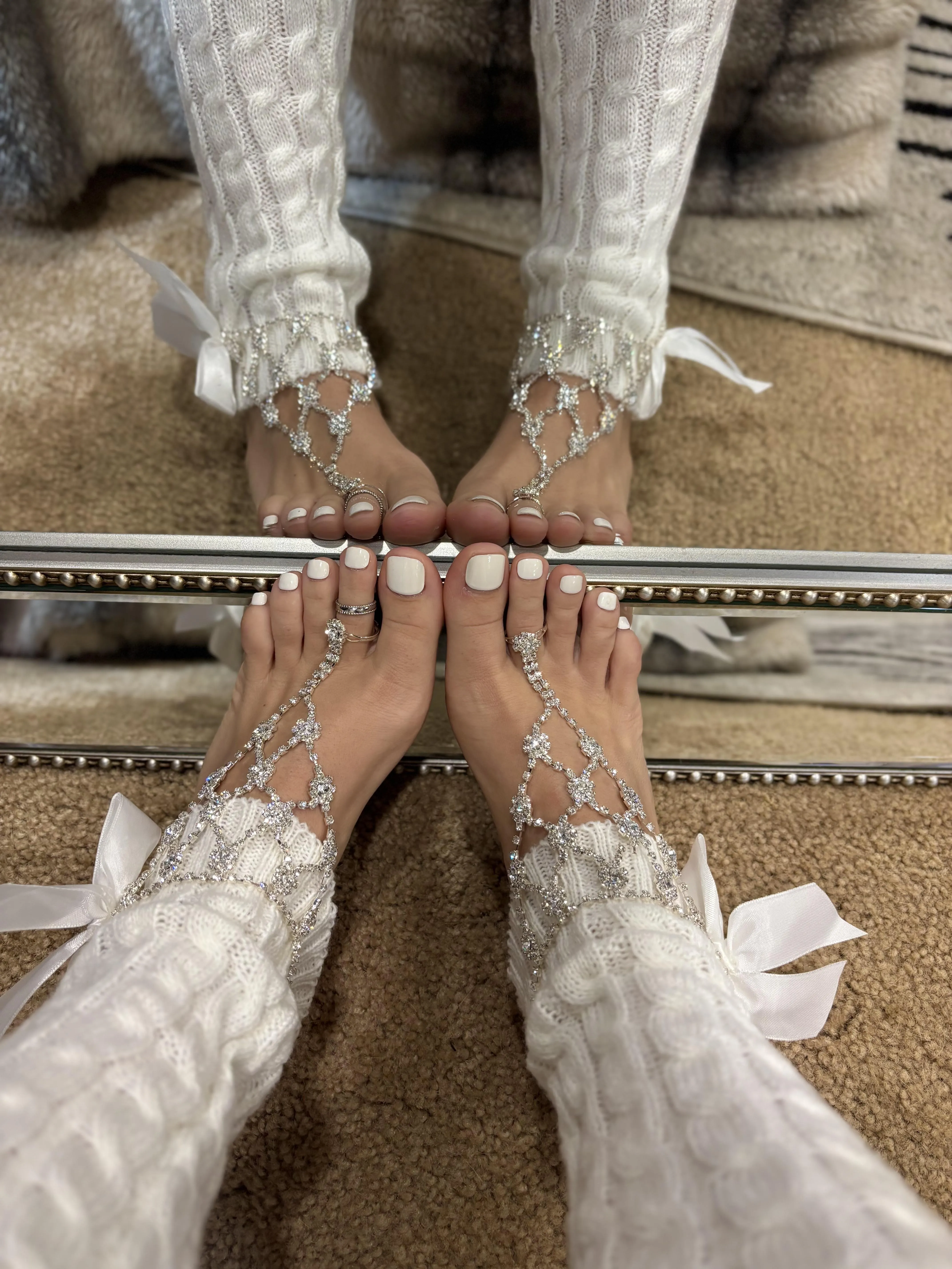 Sparking white 🤍 posted by H0rrorBabyXxX