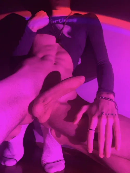 Was hoping someone would help me tame it👅 [18] by NikoLeasVersion