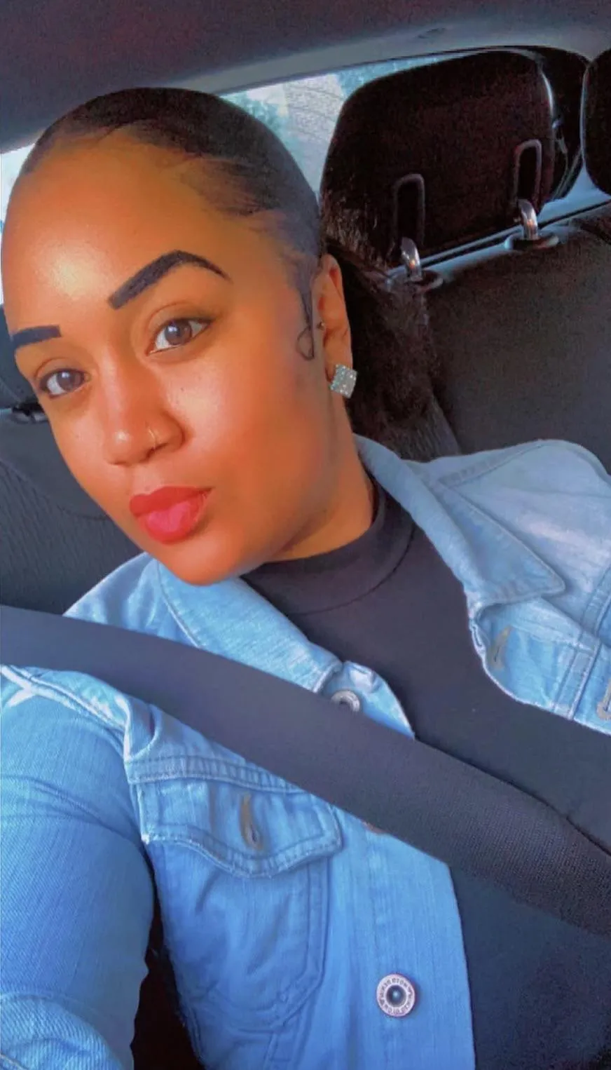 Would you bleach me before or after work? 😈 posted by ProfessionLevel3415