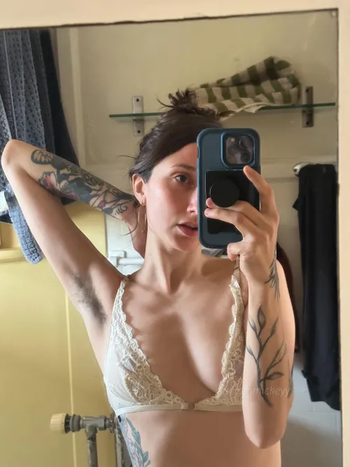 hope you zoom :) by mmmickeyy