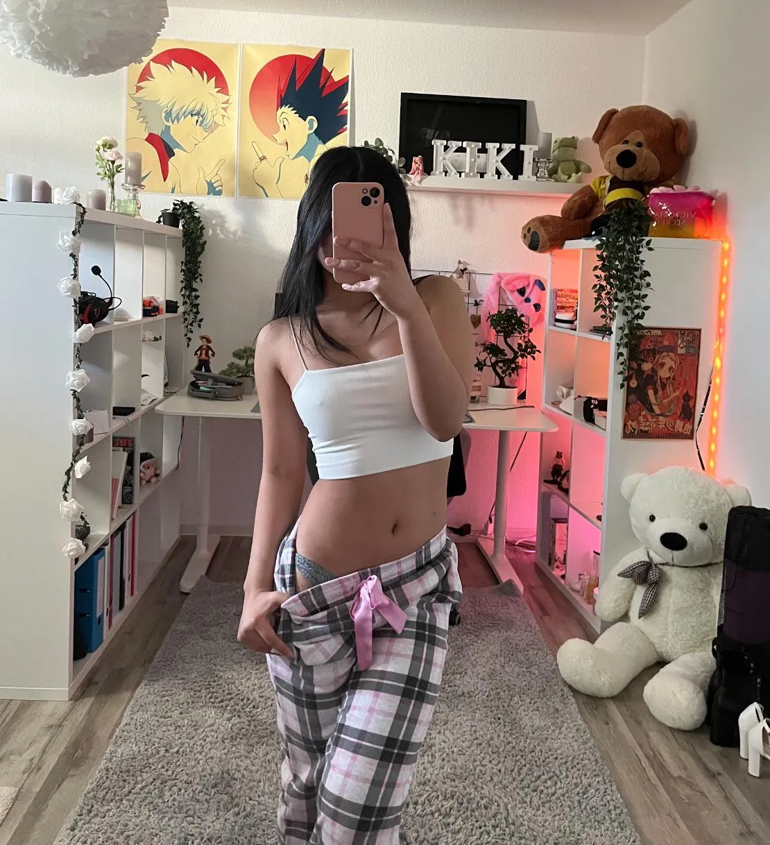 Let’s head to the cuddles >_< posted by pandakikii