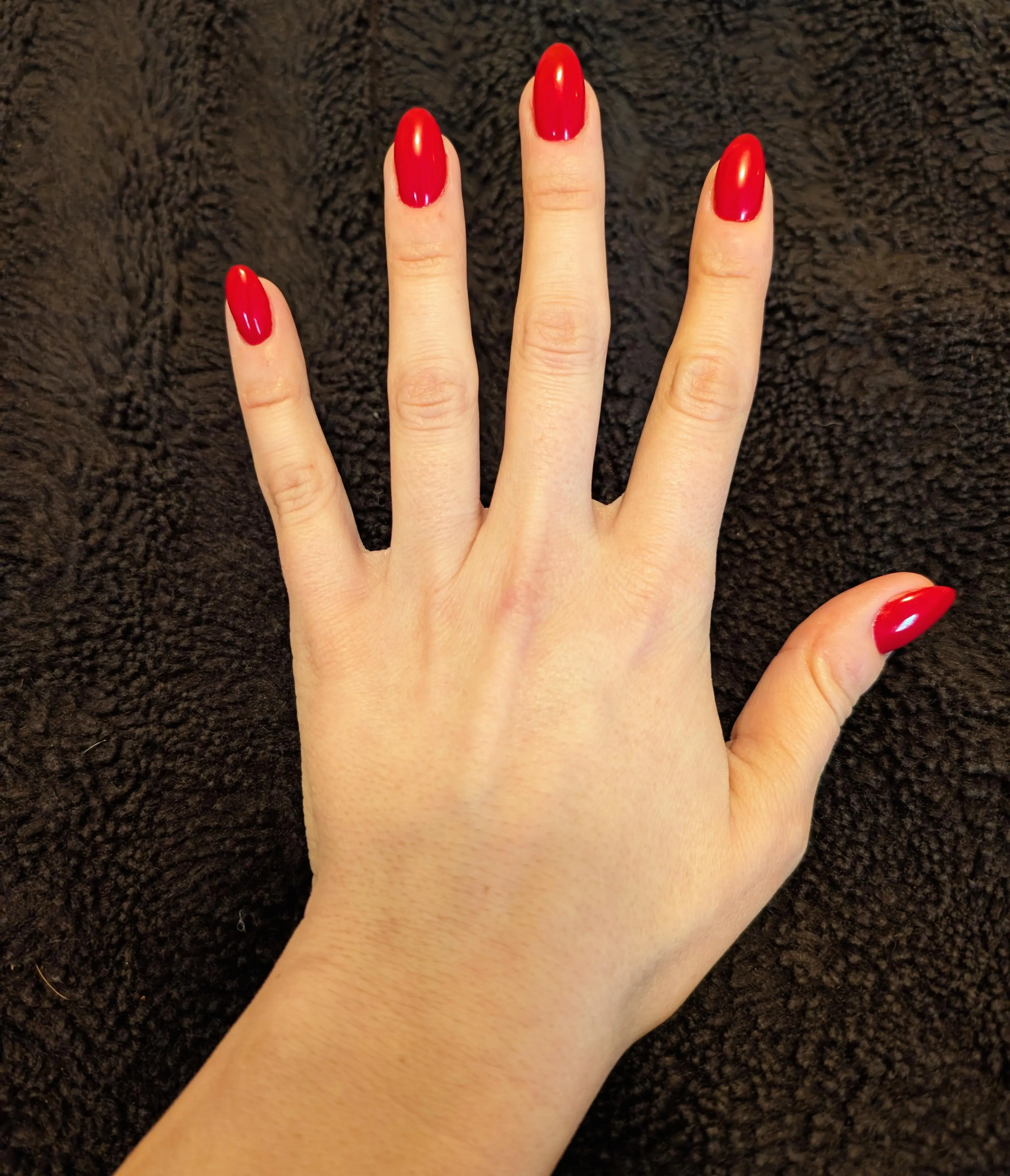 New here and new mani ❤️😍 posted by DommeSophieSloan