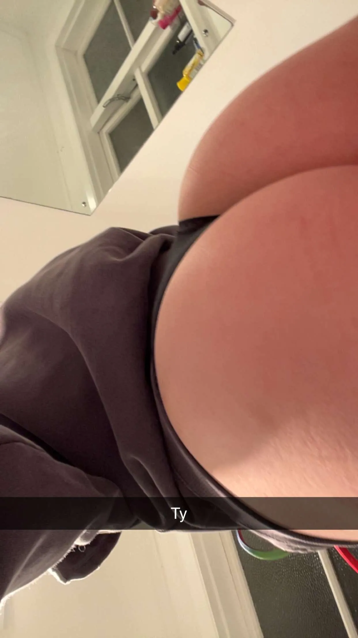 can i send you good morning snaps like this? posted by Frosty-Chemical-5257