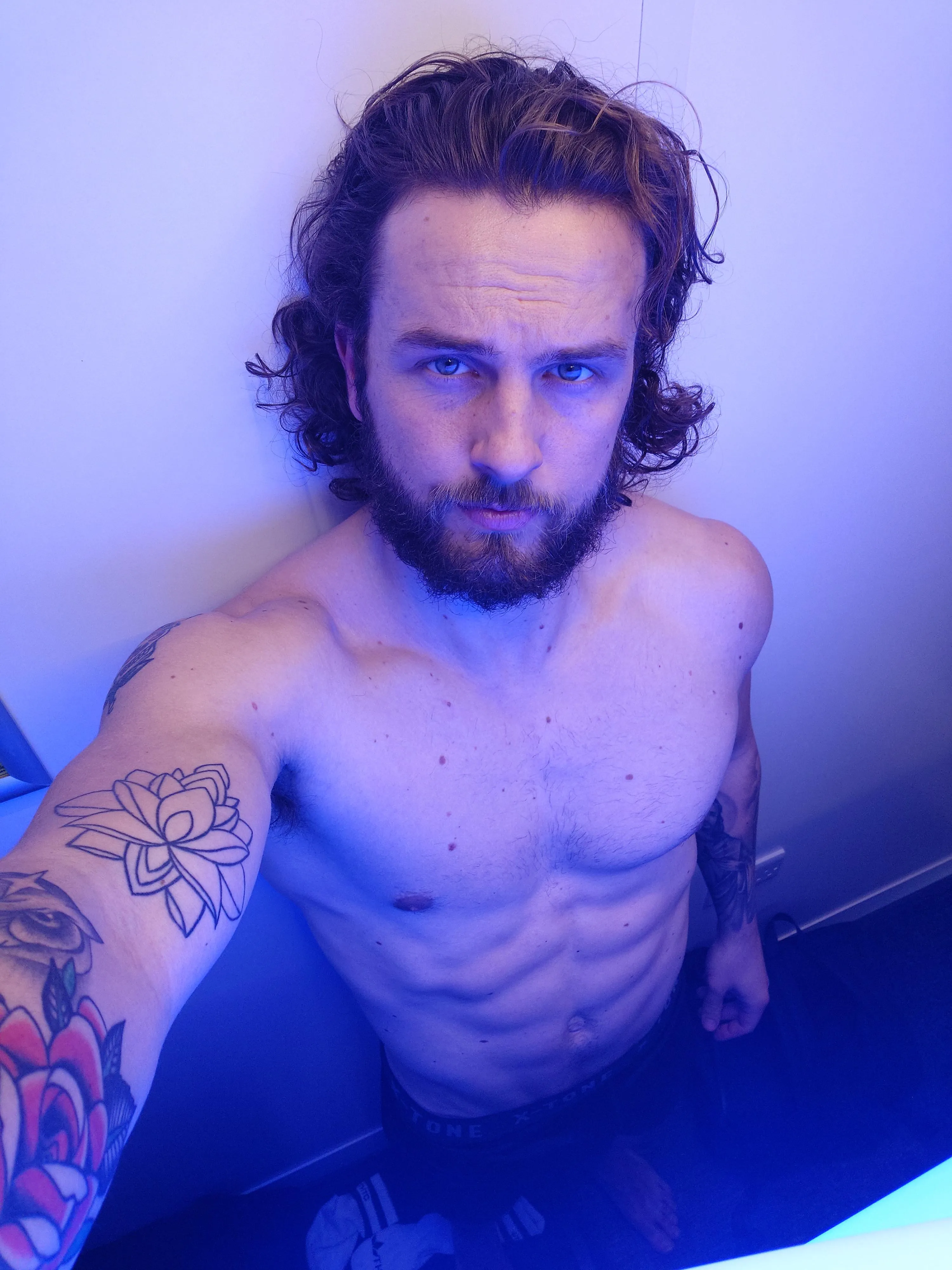 How many abs ? (30) posted by Calm-Afternoon-7016