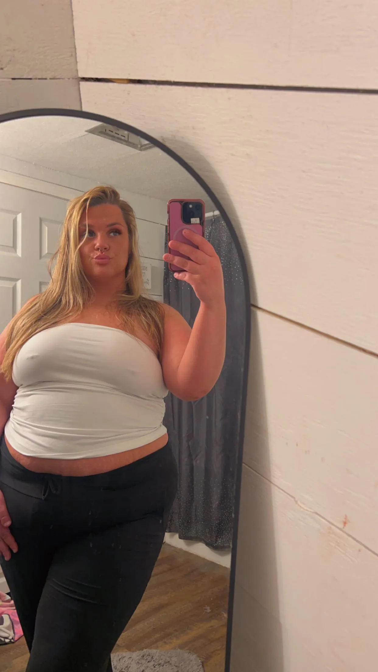 Lemme put this tummy on you posted by Xoxomakkelly17