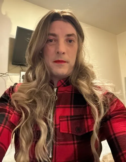 New clothes by CaterpillarUnable730