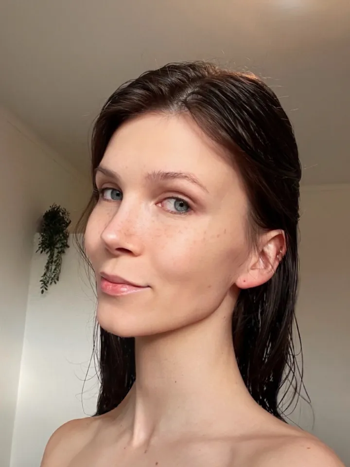 nothing beats a fresh face 😇 posted by IvyNash