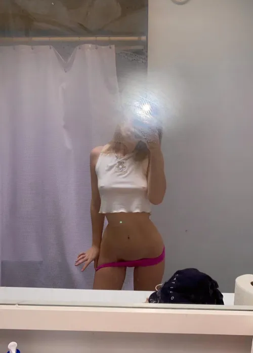 Pre shower by Aprilbanx