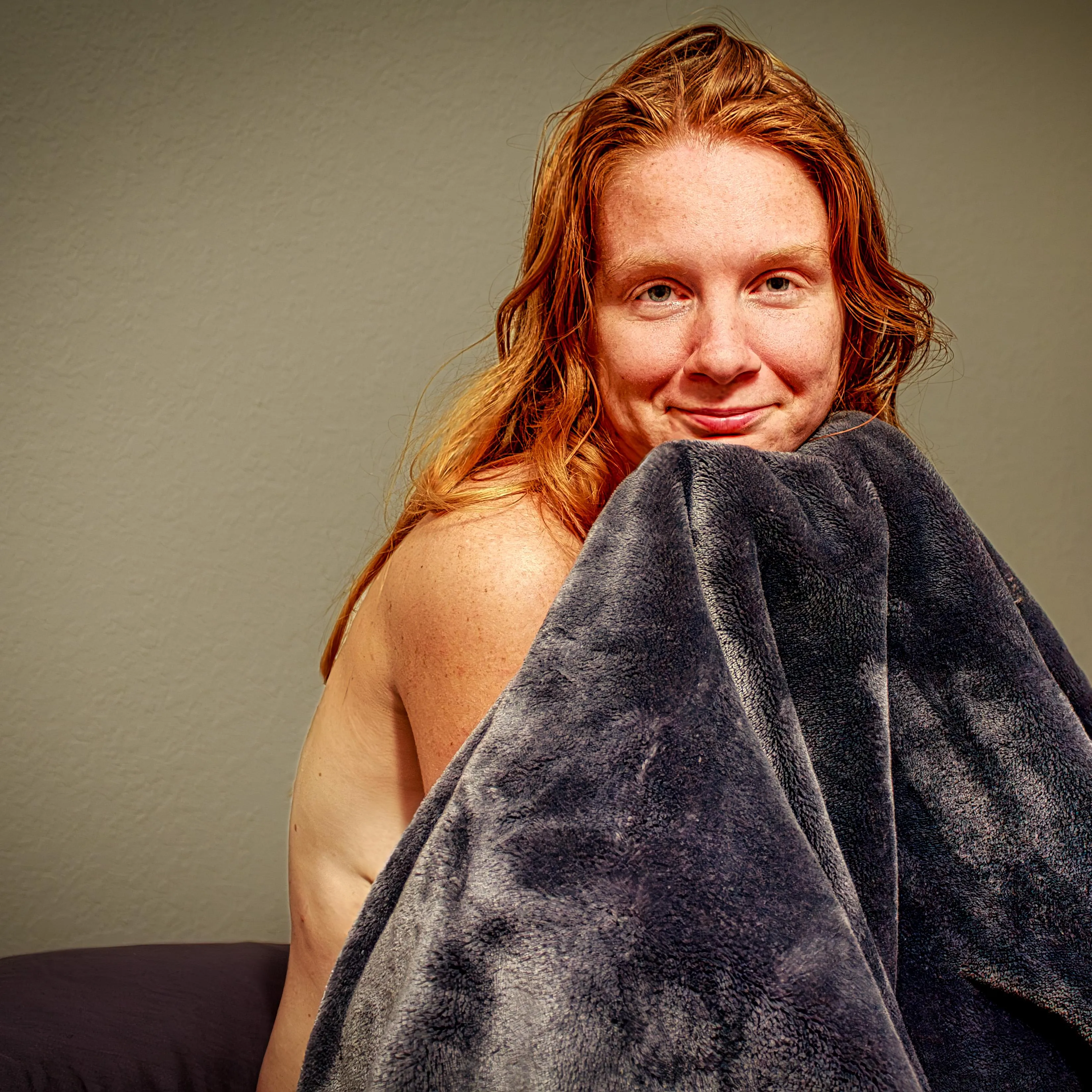 warning: this photo may cause overuse of the zoom feature📱 posted by --lily-rose--