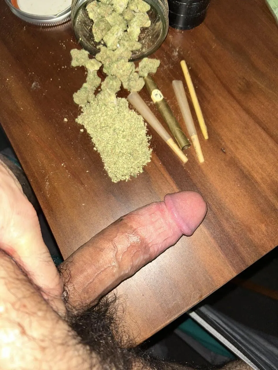 After work distress sesh (36) 😜🤘🏽[m] posted by 420562curious