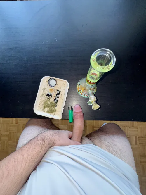 Good (M)orning to you from my big cock and bong by Stock_Fly8549