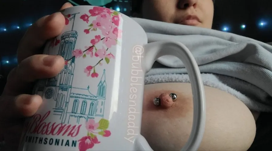 Hope I can change your perspective on Mondays 😘 by BubblesAndDaddy