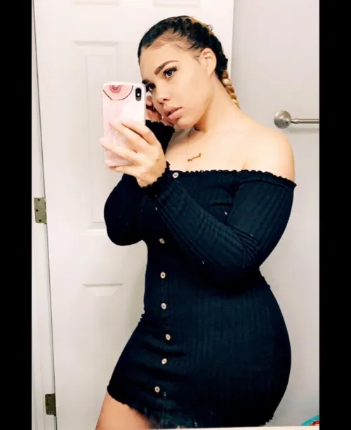 I need homegirls in the northeast 😩😩 just recently moved back to El Paso. by BEEFCAKES2003