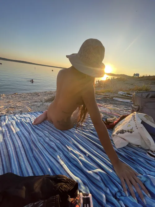 Let’s get naked outside! 🤩 by SunKissed_badie