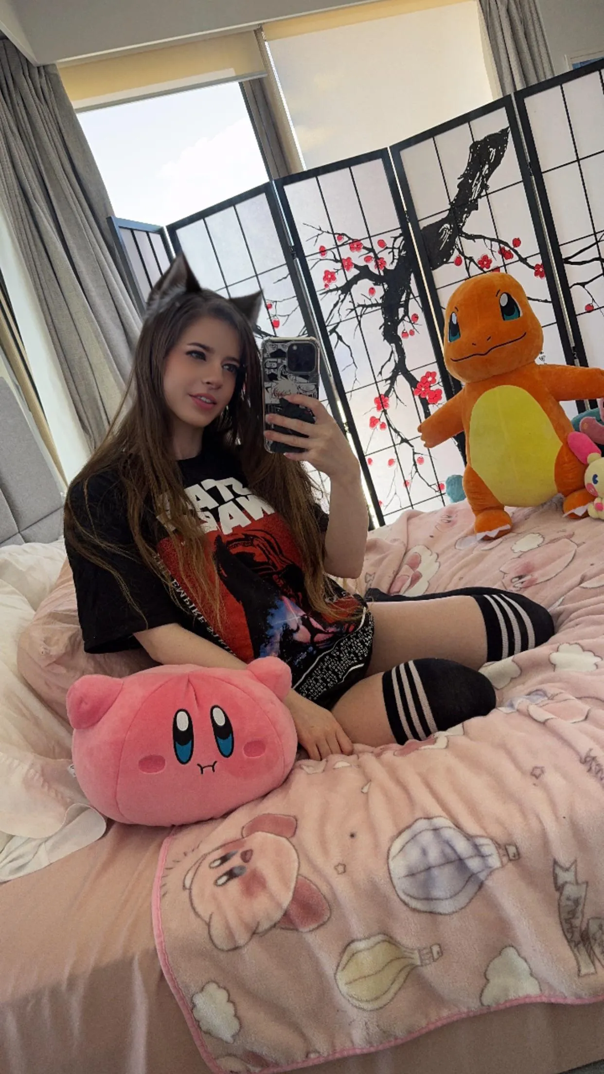 the urge to turn into a kitty and do nothing for the rest of my life 😻 posted by ellieraelol