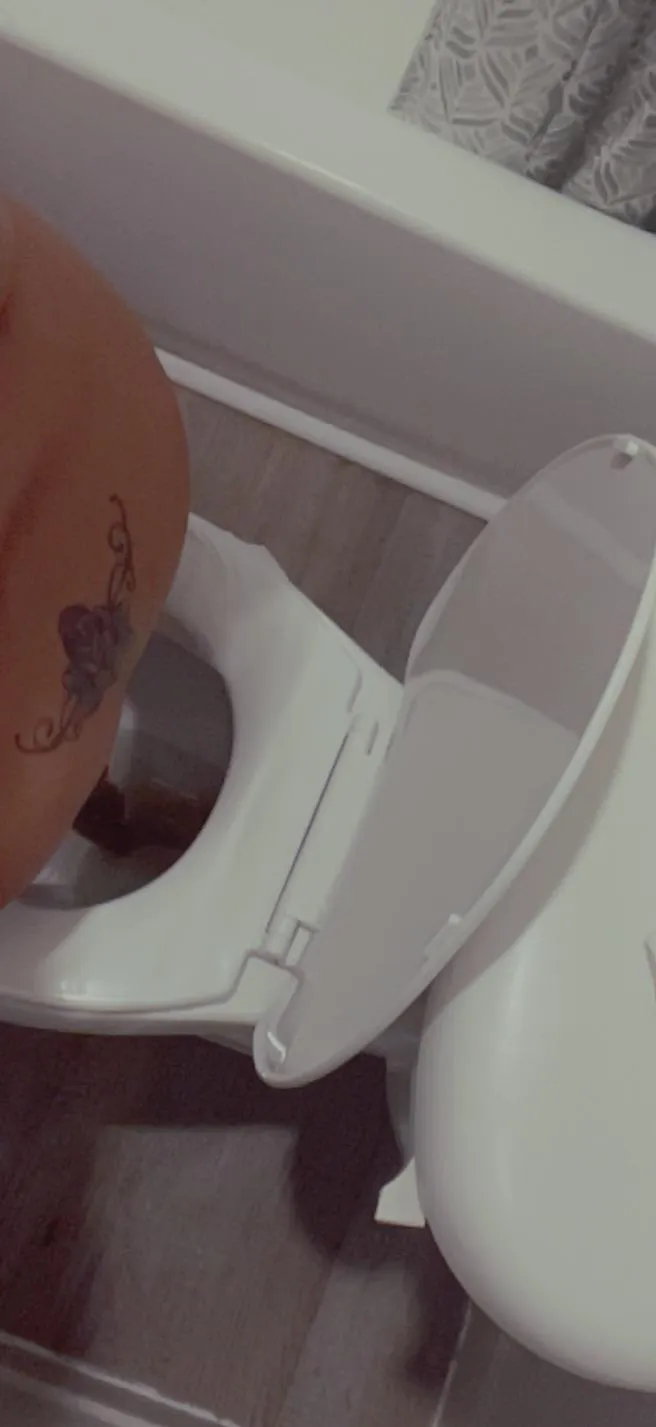 Clean me up lmao posted by Flimsy-Call890