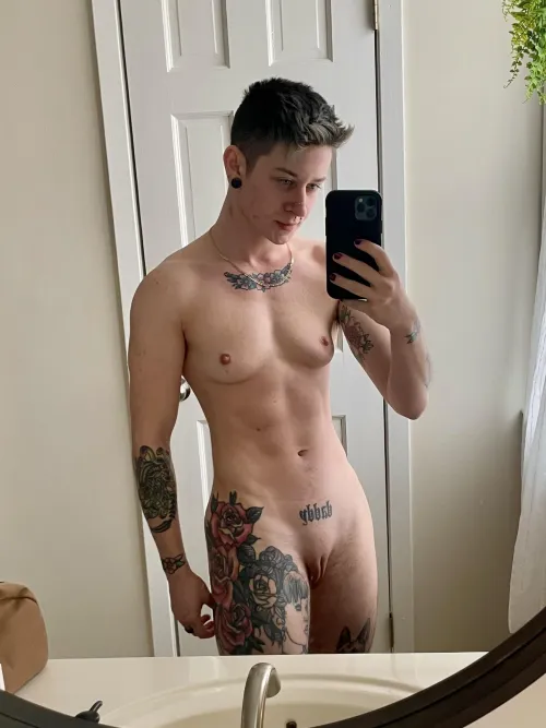 Fresh out the shower by your_lord_dionysus