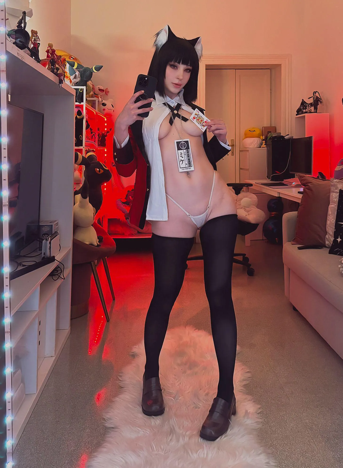 I don’t just meow - I moan too posted by Weird-Doughnut7002