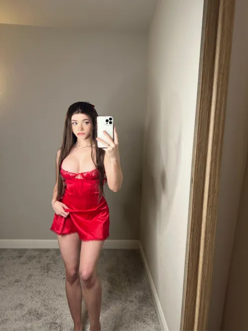 im only 4'11 but im sure u can easily carry me, right? :3 by Healthy_Key_9409