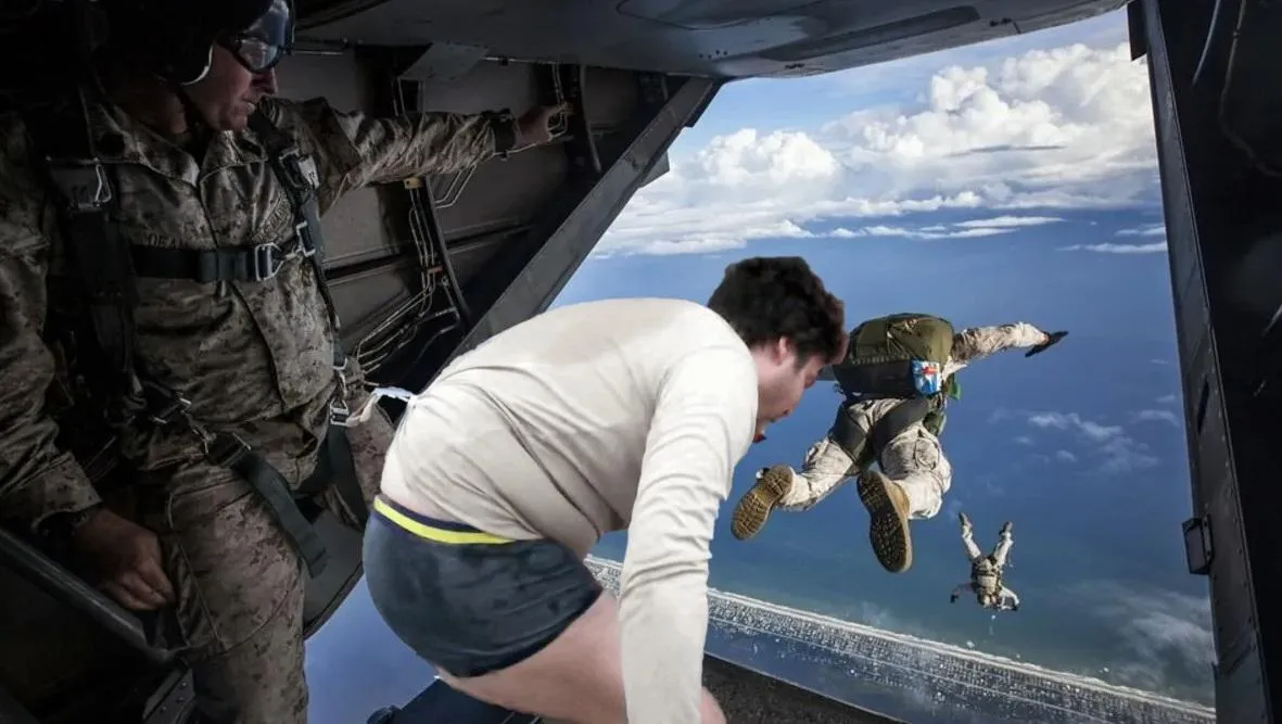 Landing on Baza Mansion posted by CrazyWeasel92