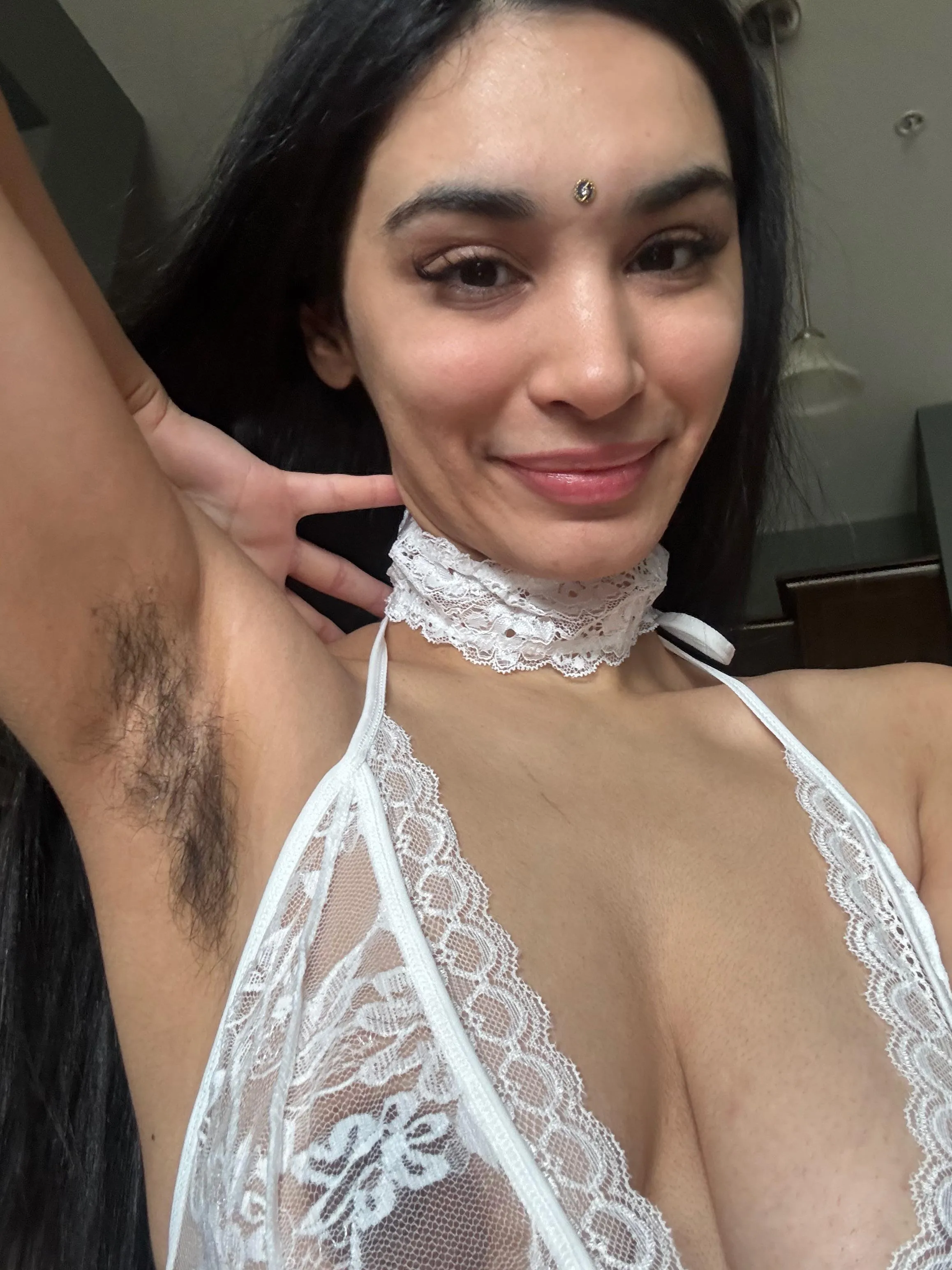 My hairy Indian armpits smell the best when I don’t use deodorant posted by Saharbbyy