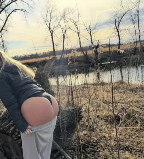 Who else has been enjoying the booty-full Spring weather? by CurvvymmMN