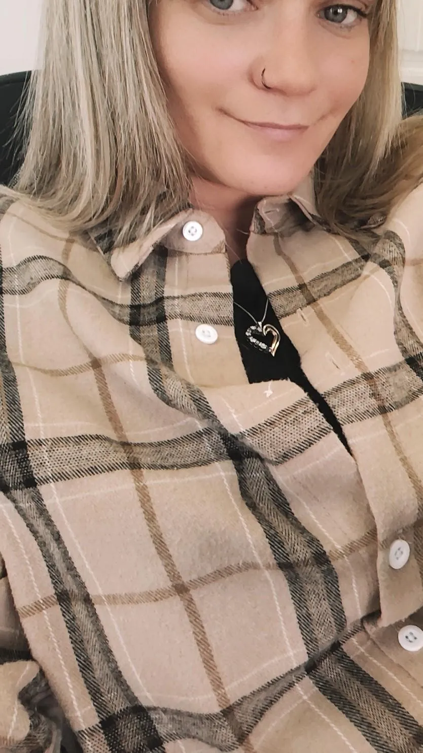 I'm picking random redditors to send nudes to, who's in? posted by MissTaylorLaurenxo