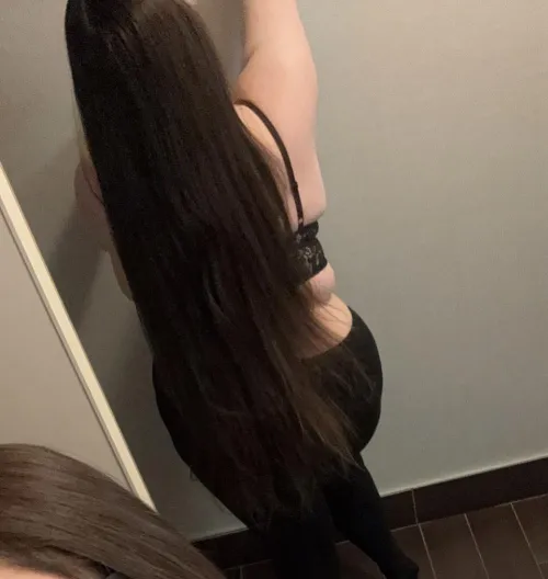 long hair is covering my ass by kassie_greek_goddess