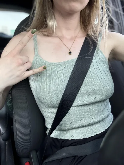 People still wear bras?? That’s funny lol by nothinglikealice