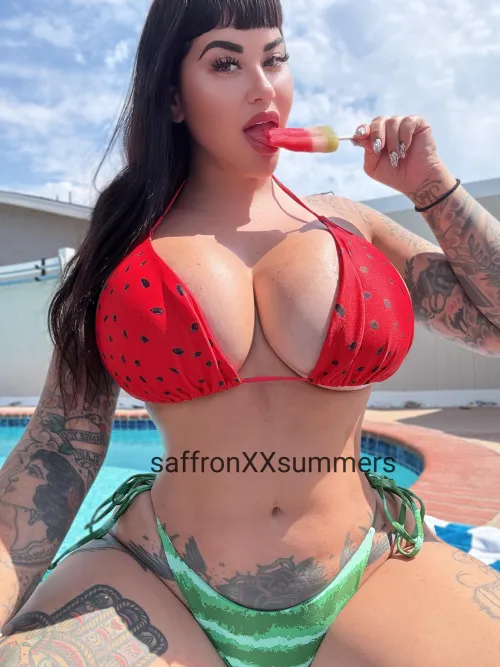 I have big bangs and big tits by saffronXXsummers