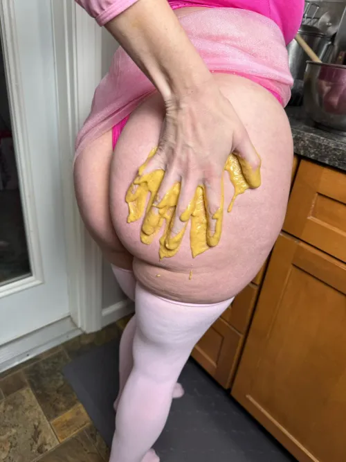 Pancake batter booty 🥞 by BabygirlLuneStar