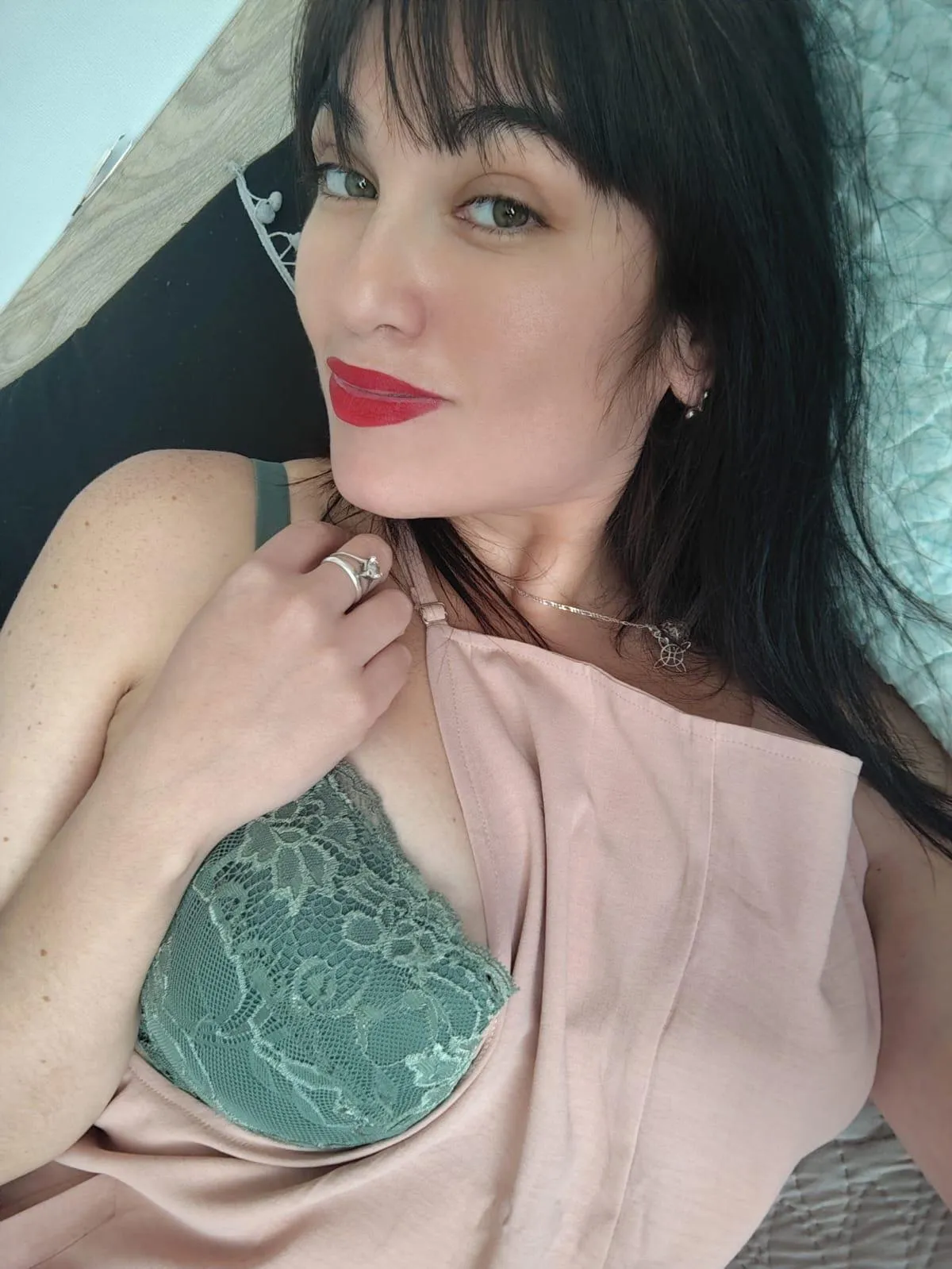 The good news is that Monday is finally gone posted by Mina-sweetie