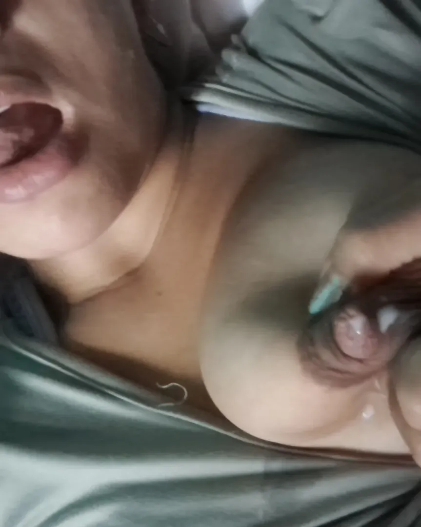 I'm telling you it's very delicious by brunette-69