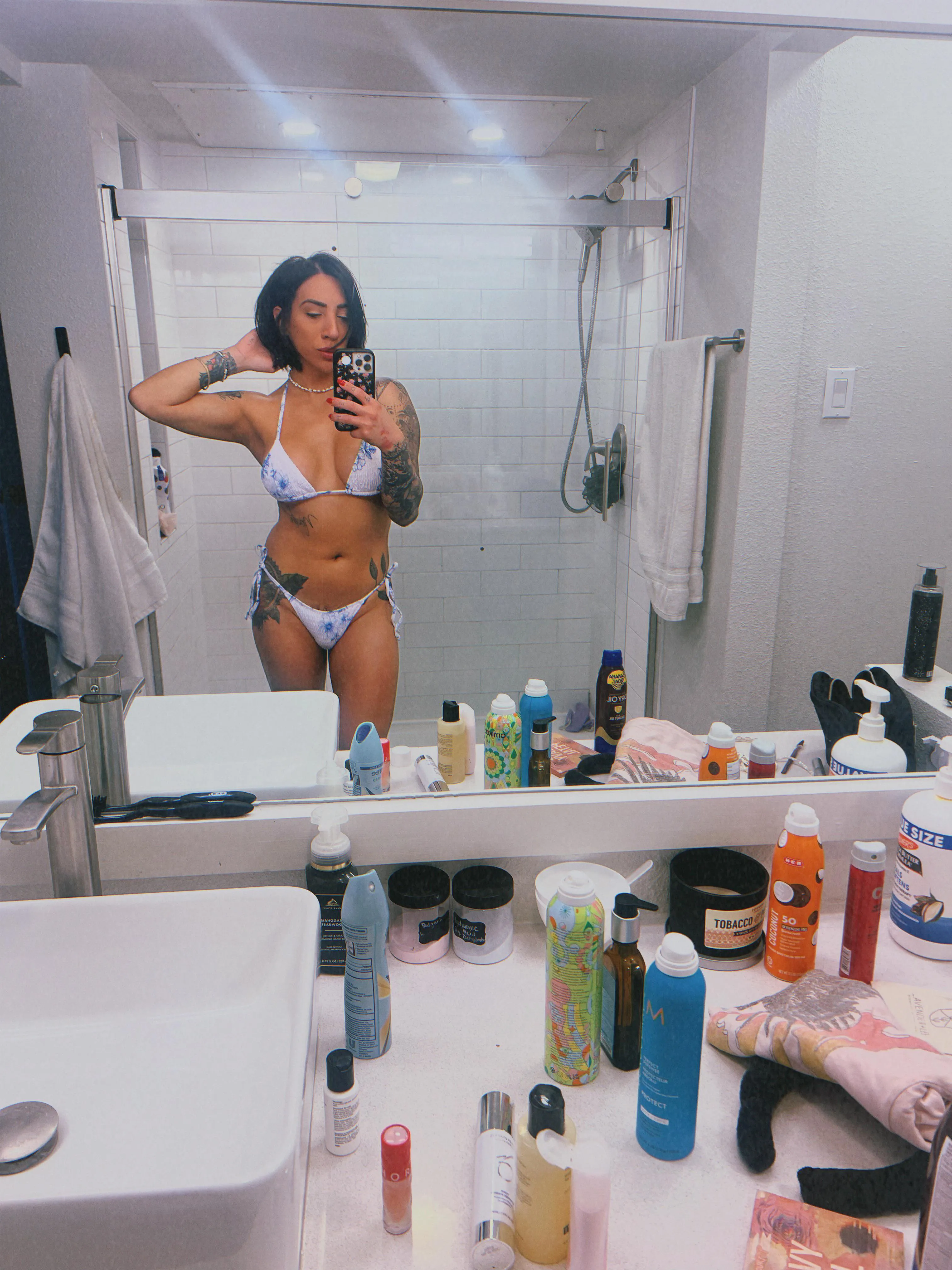 It’s that time again. Send your hottest pics to my DM🙏🏻🤍🏳️‍⚧️ posted by TSCarlynaLucille