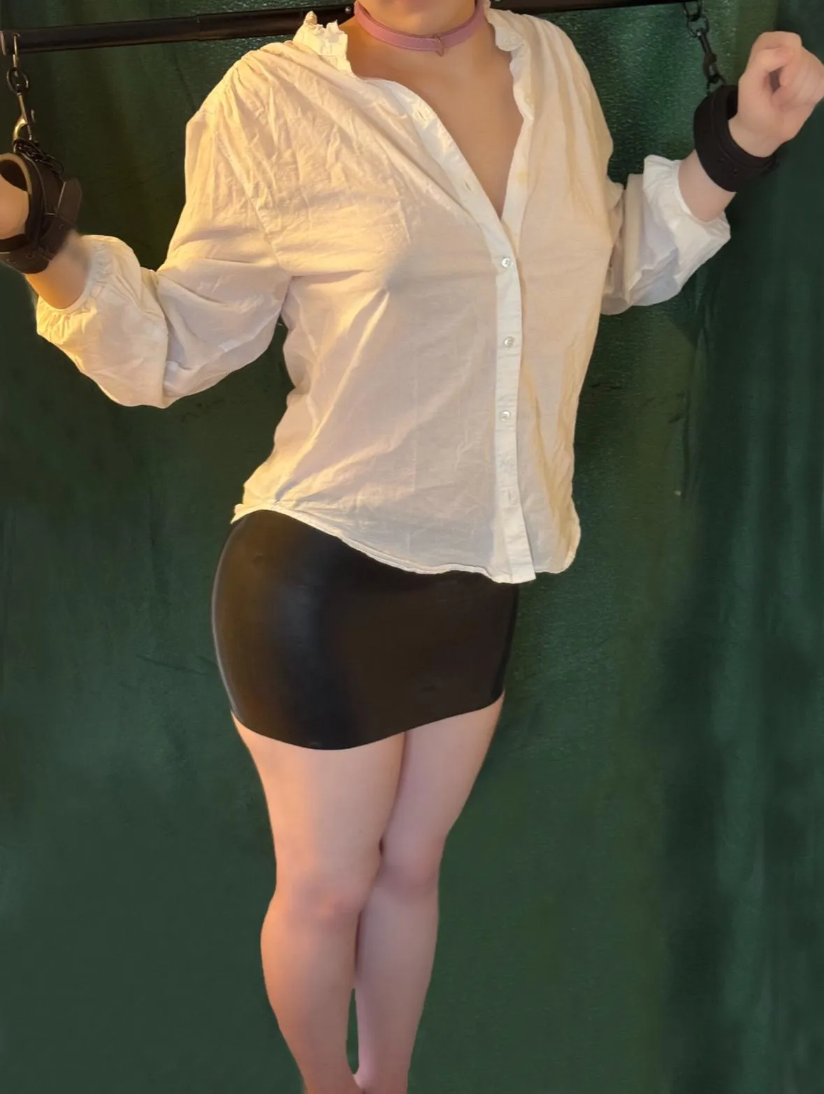 Latex and cuffs, match made in heaven posted by mistress_and_pup