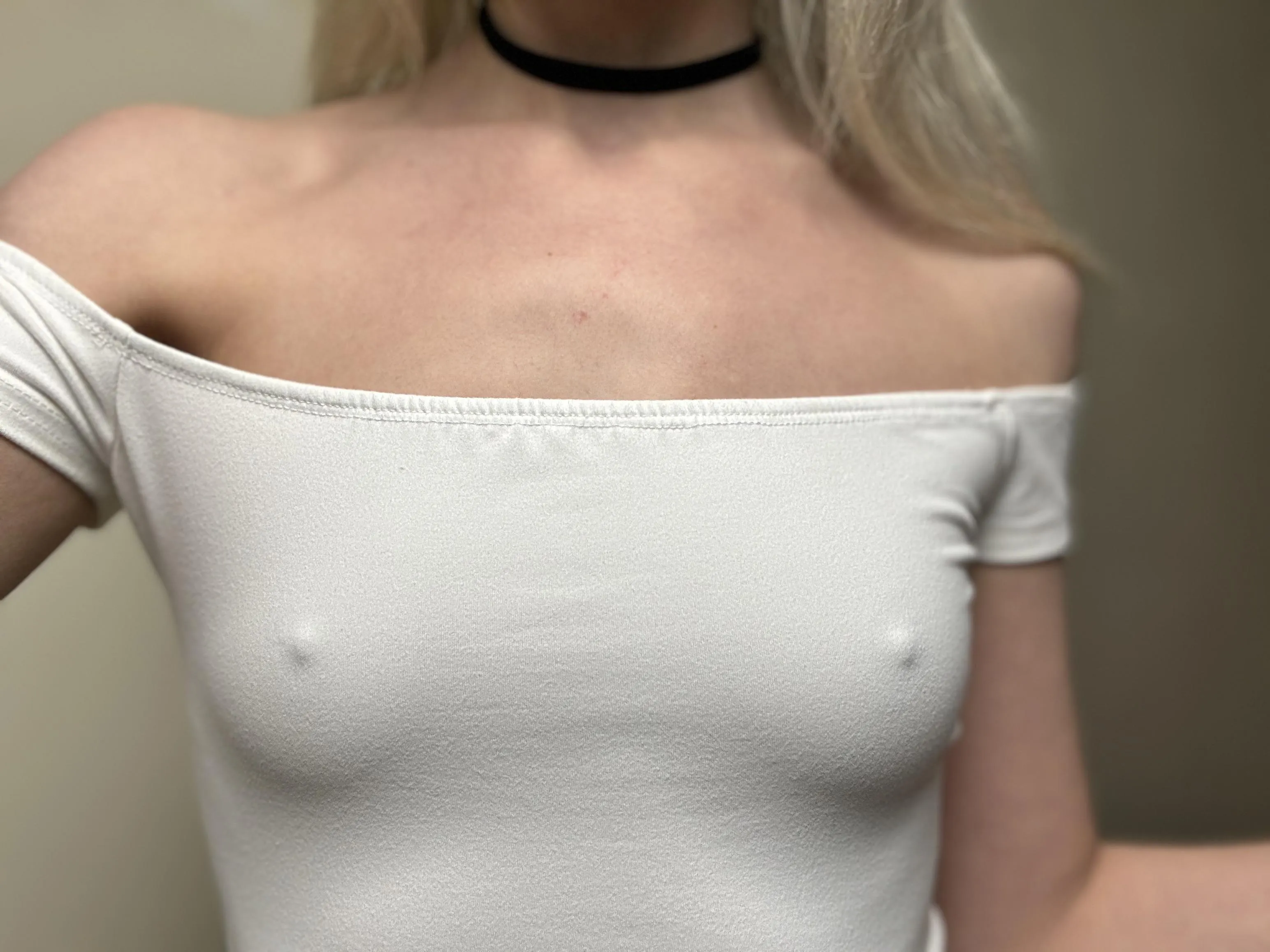 My little tits look perfect with no bra posted by LanaPeaches__