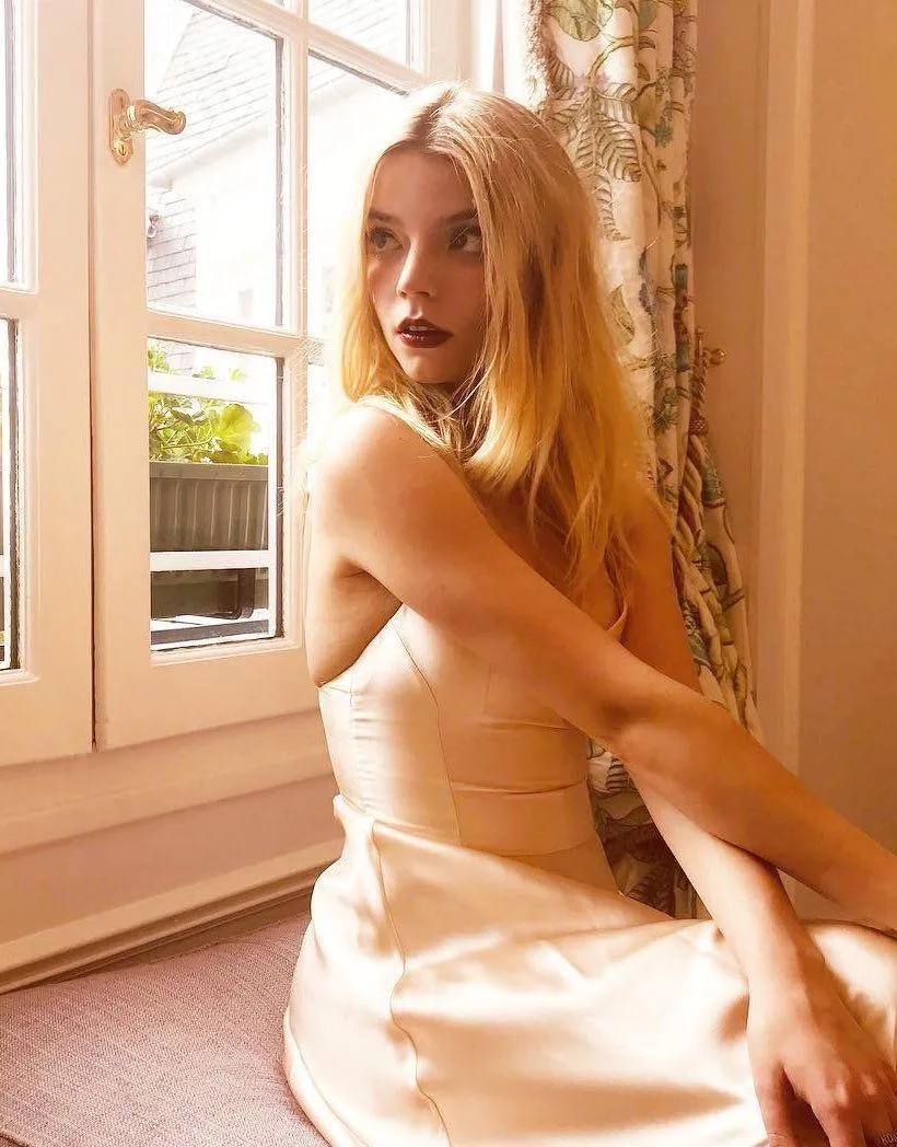 Anya Taylor-Joy posted by Positive-Article-654
