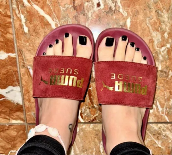 Go on, tell me you don’t love my sandals ;) by LexiLovesBackDoor