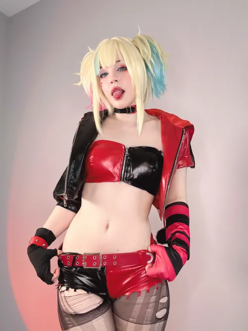My Harley Quinn Cosplay (Emilia) by kutzumaki