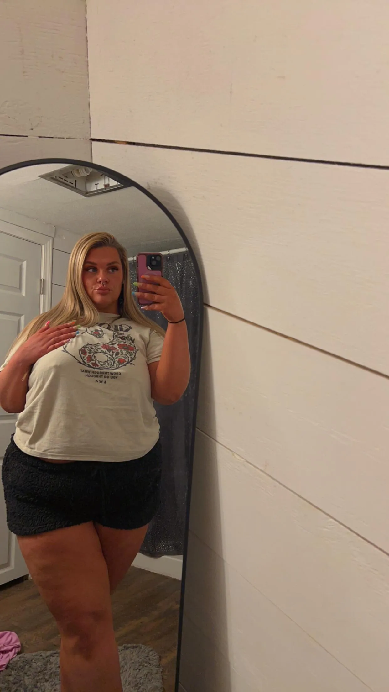 What’s ur Saturday night plans? posted by Xoxomakkelly17