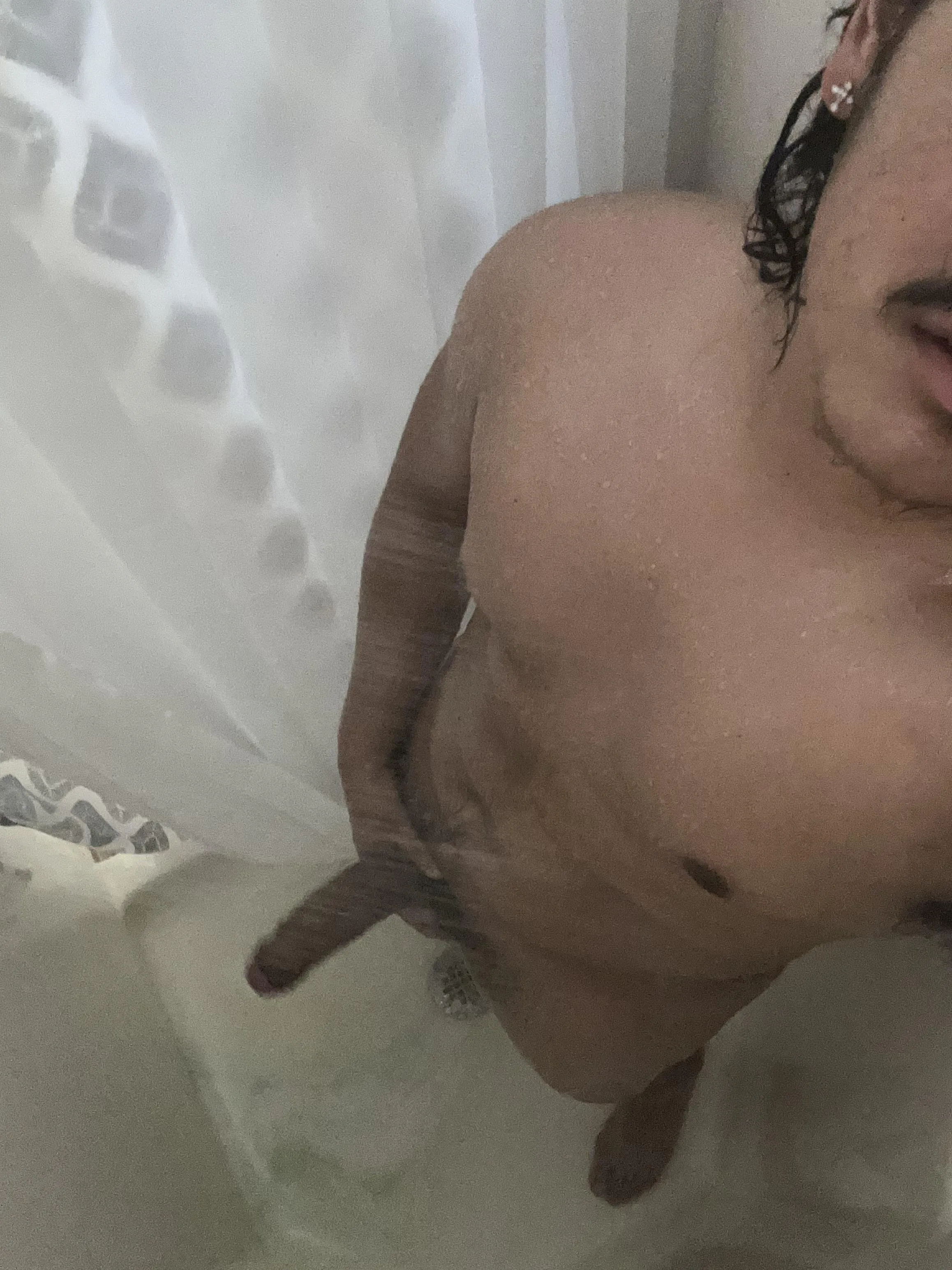 21m In sayre needing to be drained M4F posted by Basic-Profile-5746