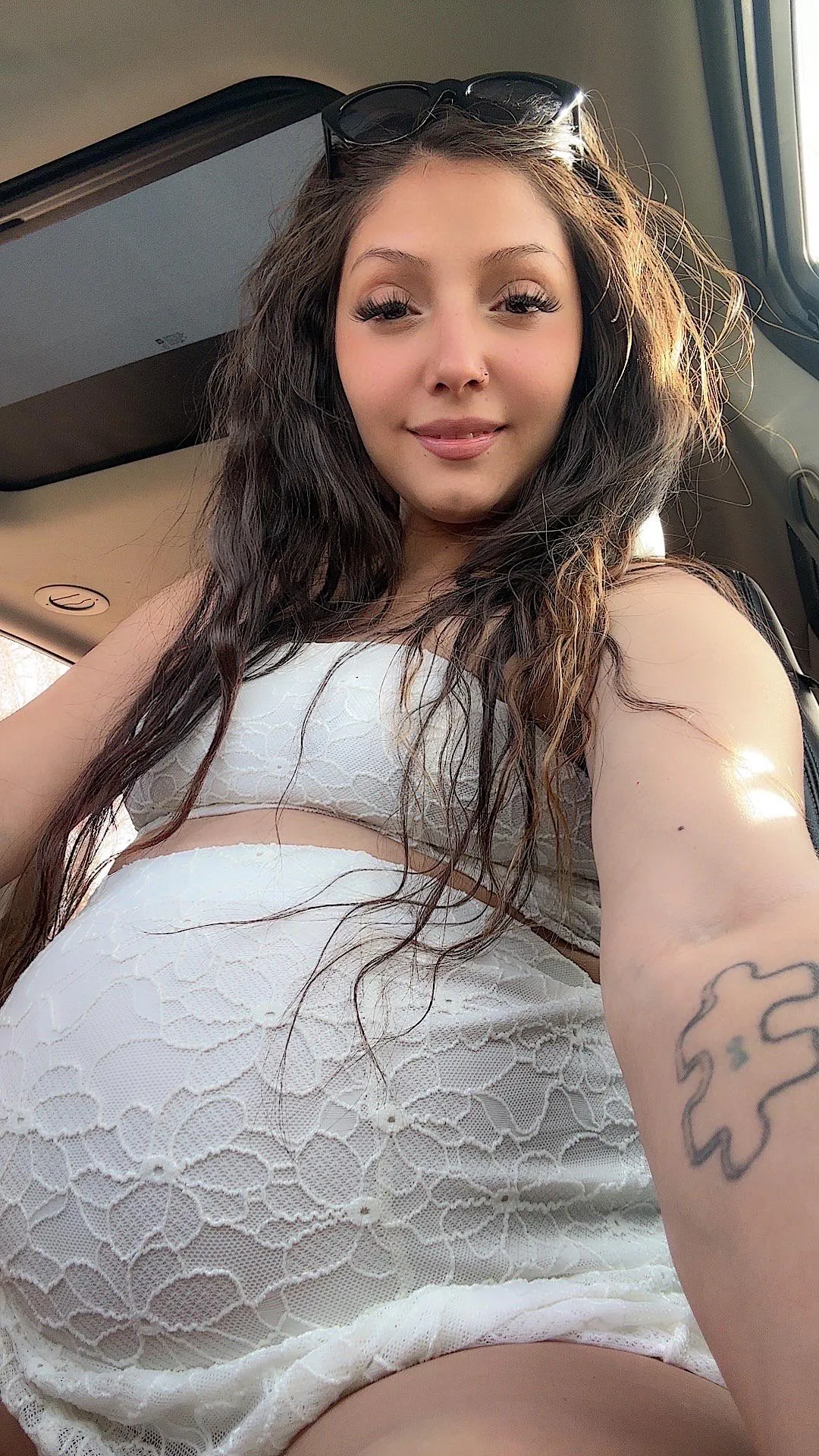 Beautiful big pregnant bump! posted by DatChickenHead