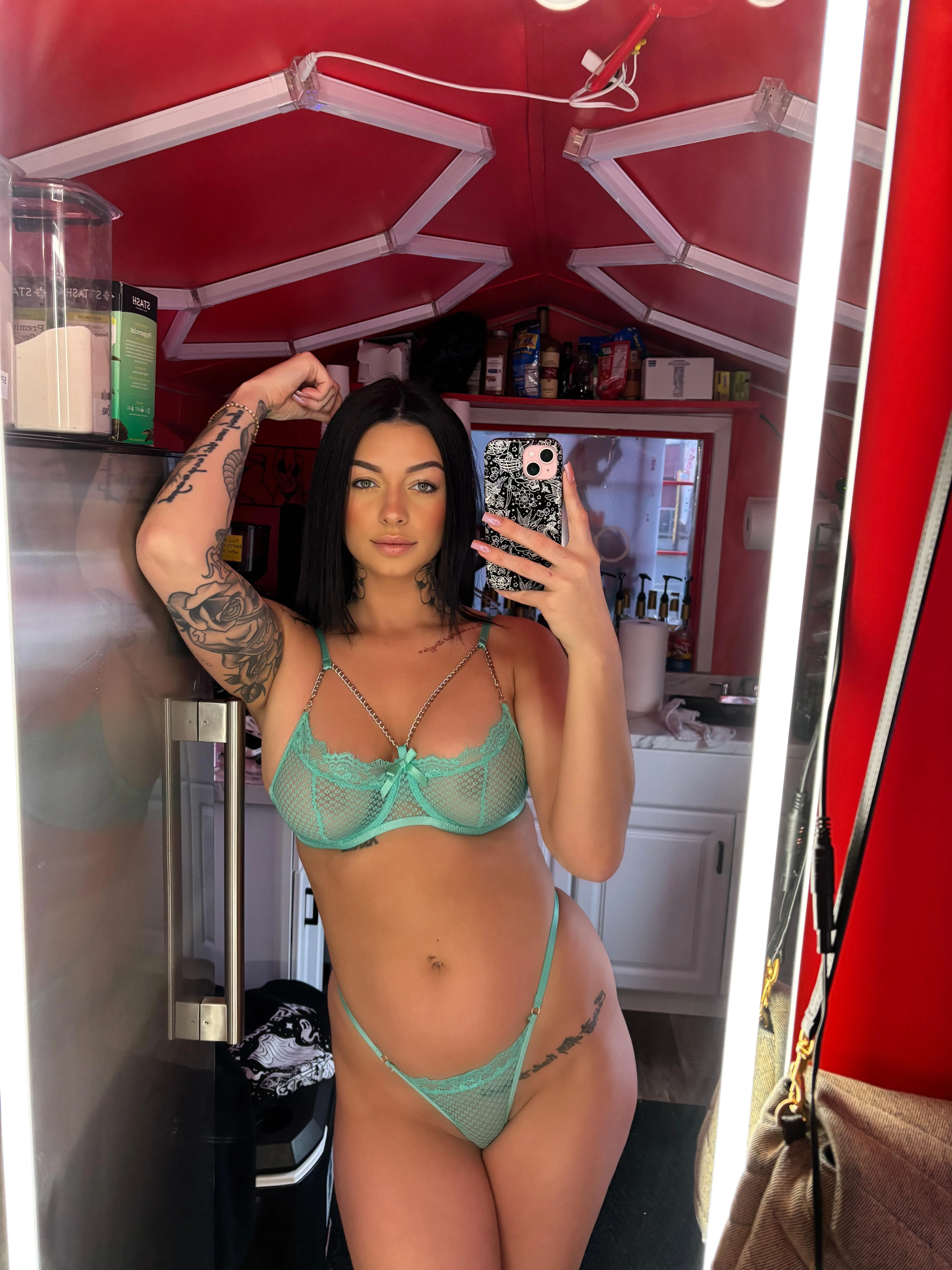 Come find me at wranglinespresso! Message me for my schedule 🥰 📍 8409 SE 45th Ave Portland, OR  97222 posted by Asspenanal